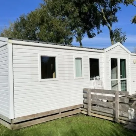 Camping Les Portes Du Perche Mamers Buitenkant foto