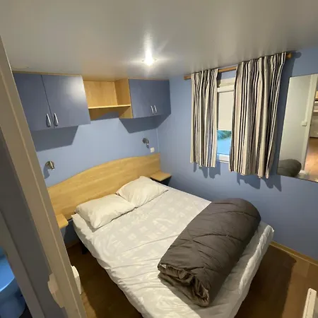Camping Les Portes Du Perche Mamers Buitenkant foto
